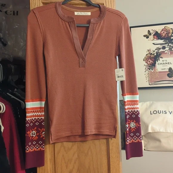 Free People beautiful new top - Picture 1 of 4